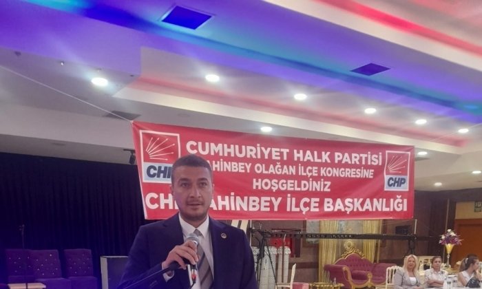 0x0-chp-kongresinde-delege-rezaleti-akrabalarini-yazdirdi-yonetimin-yarisi-istifa-etti-1695872886790.jpg