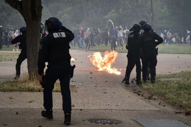 2023-06-protesto29-4.jpg