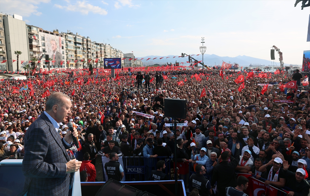 aa-20230429-30996420-30996418-cumhurbaskani-ve-ak-parti-genel-baskani-erdogan-partisinin-izmir-mitinginde-konustu.jpg