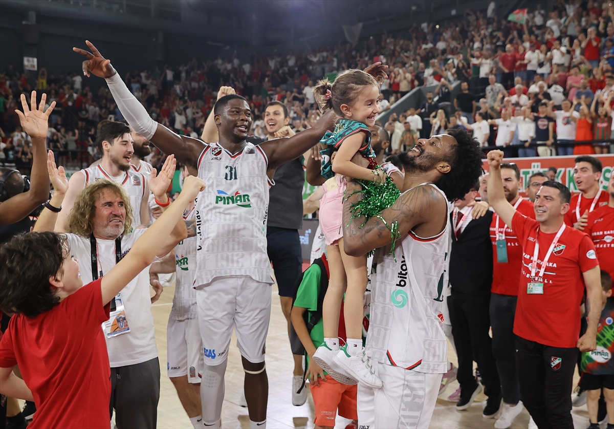 aa-20230610-31394616-31394601-pinar-karsiyaka-basketbol-super-liginde-4-kez-playoff-finaline-yukseldi.jpg