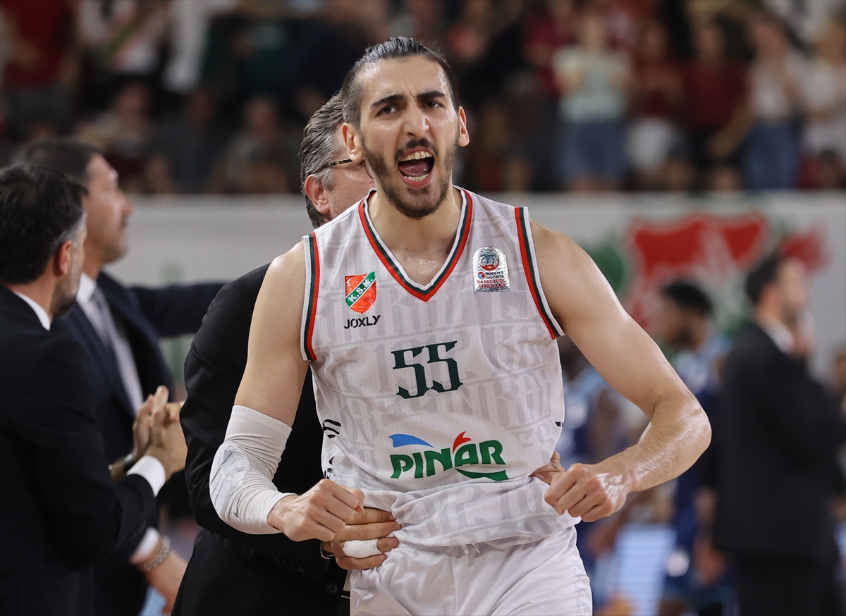 aa-20230610-31394616-31394607-pinar-karsiyaka-basketbol-super-liginde-4-kez-playoff-finaline-yukseldi.jpg