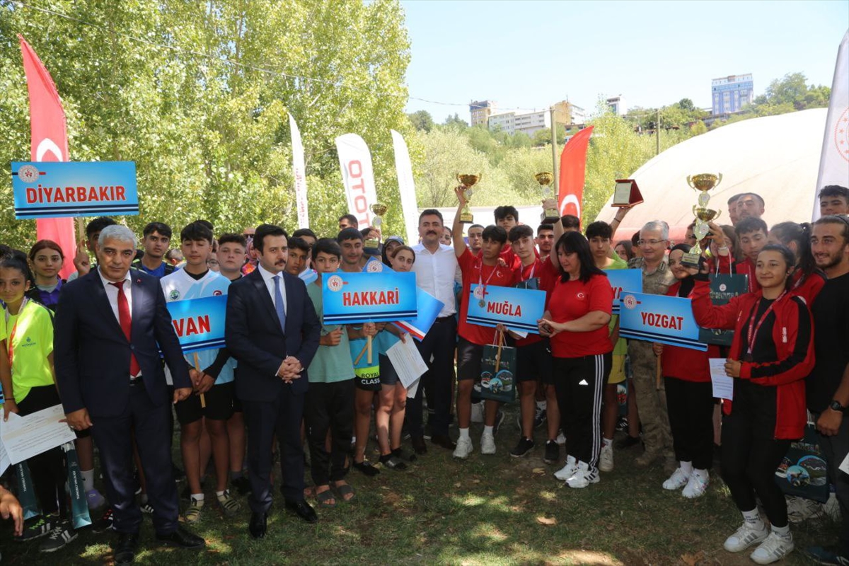 aa-20230818-31946413-31946412-tuncelide-analig-rafting-turkiye-birinciligi-musabakalari-yapildi.jpg