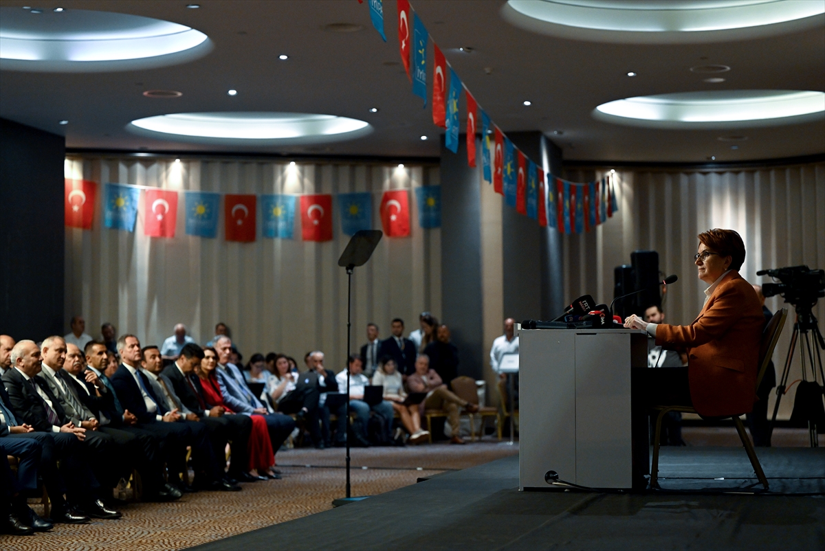 aa-20230920-32200547-32200542-iyi-parti-genel-baskani-meral-aksener-izmirde-konustu.jpg