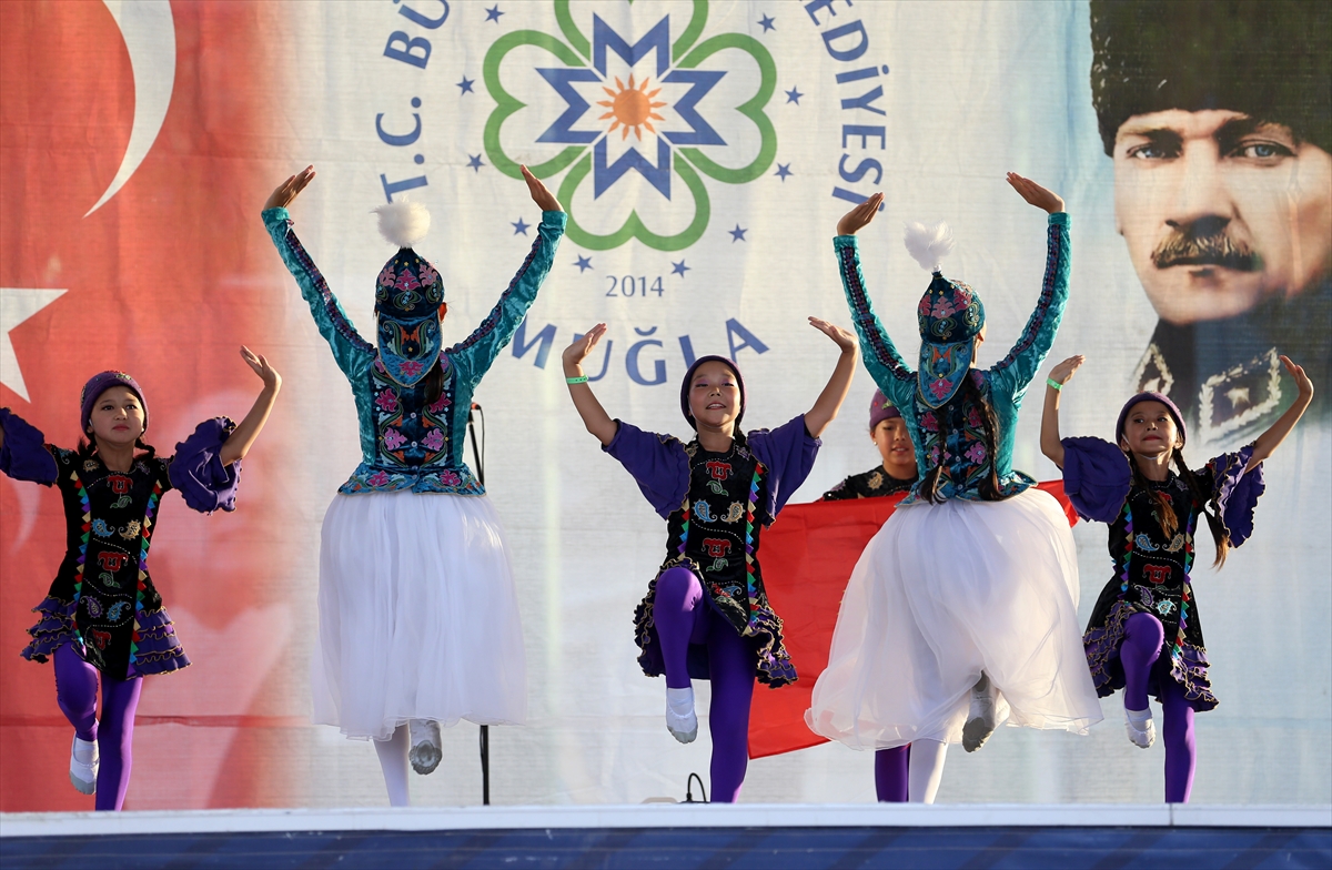 aa-20230927-32256477-32256476-4-uluslararasi-fethiye-spor-festivali-basladi.jpg