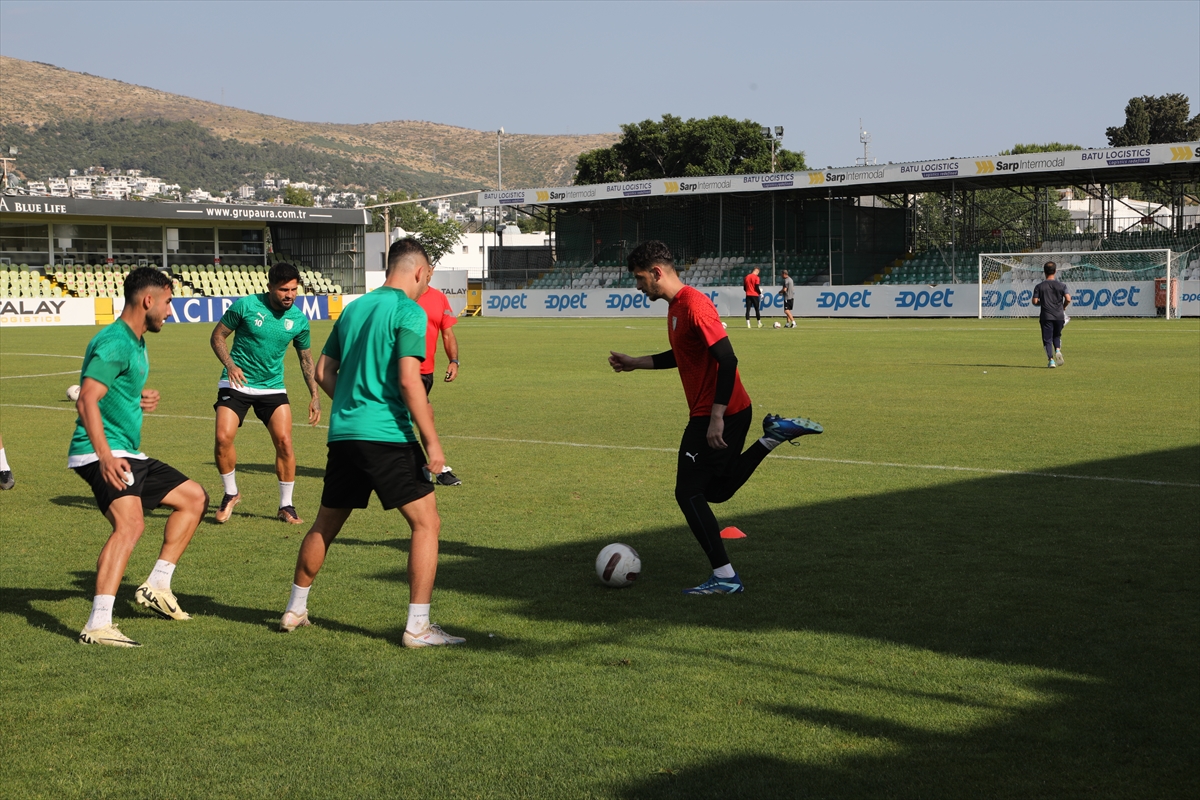 aa-20240528-34710949-34710946-bodrum-fk-sakaryaspor-macinin-hazirliklarini-tamamladi.jpg