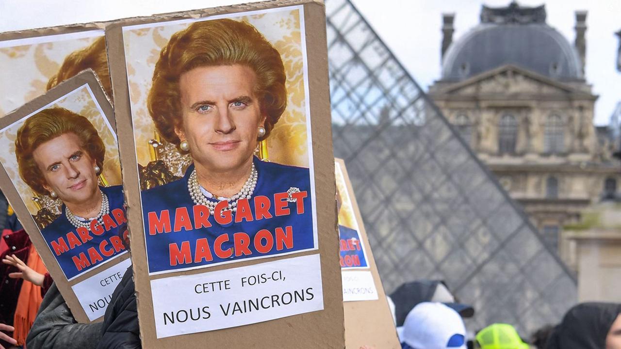 macron-1981279.jpg