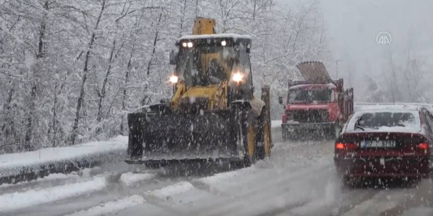 Bartın: Kar nedeniyle 46 köye ulaşım sağlanamıyor