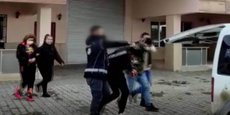 Van'da göçmen kaçakçılığı yaptıkları iddiasıyla 17 kişi tutuklandı